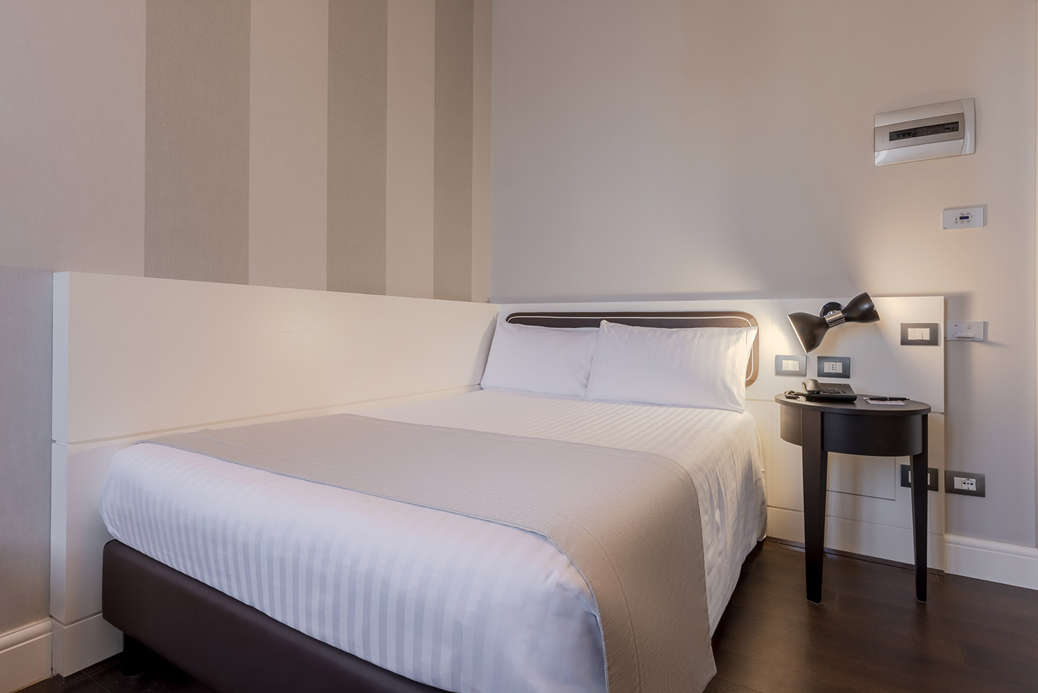 hotel-grande-italia-camera-economy-francese-01
