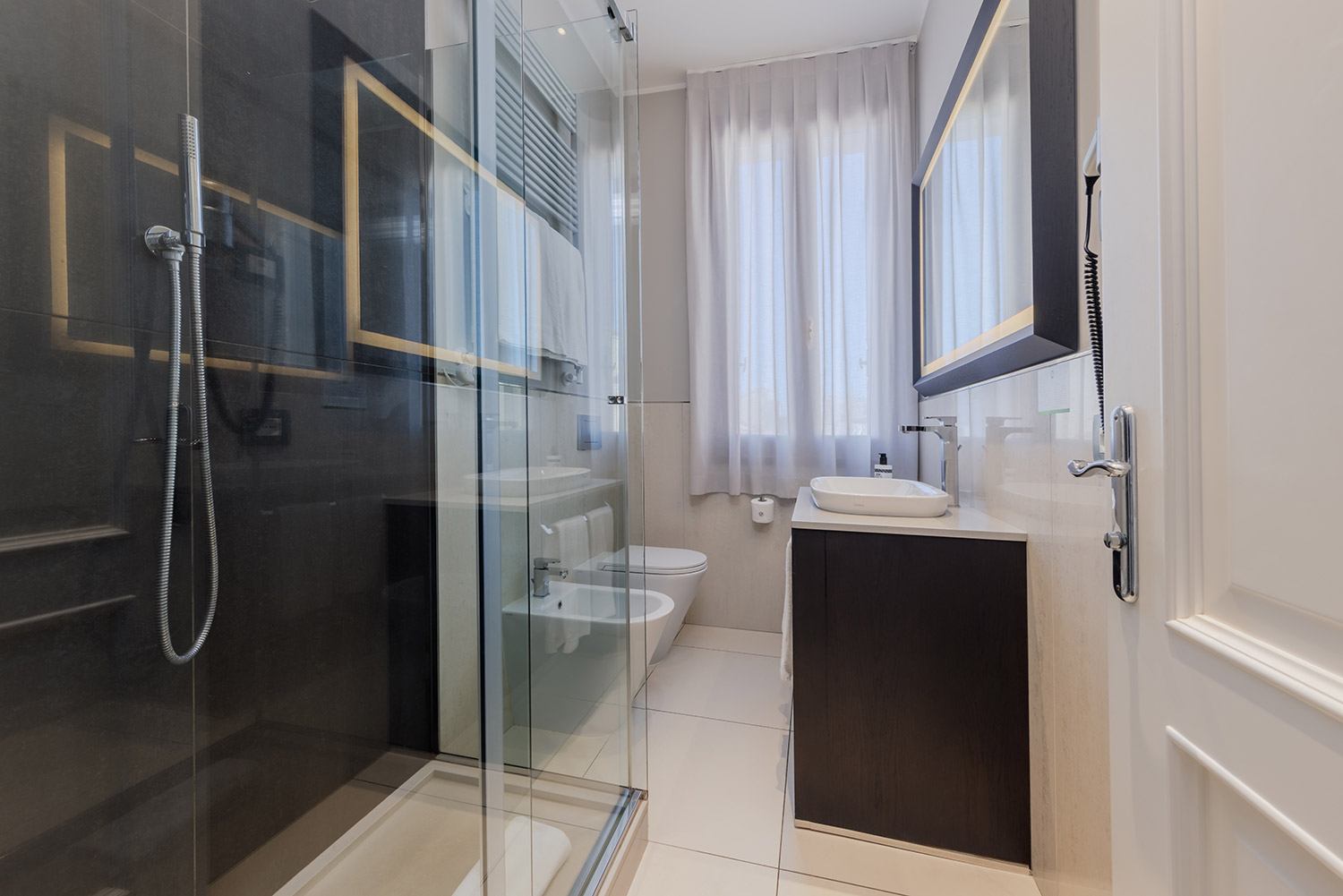 hotel-grande-italia-camera-economy-francese-04
